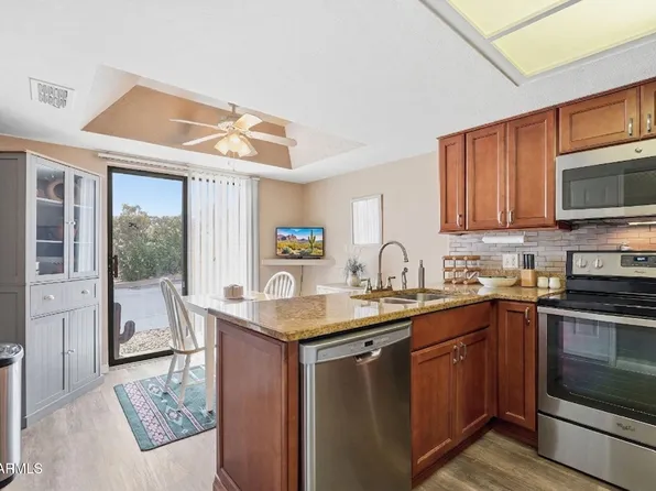 16826 E LAMPLIGHTER Way #8, Fountain Hills, AZ 85268