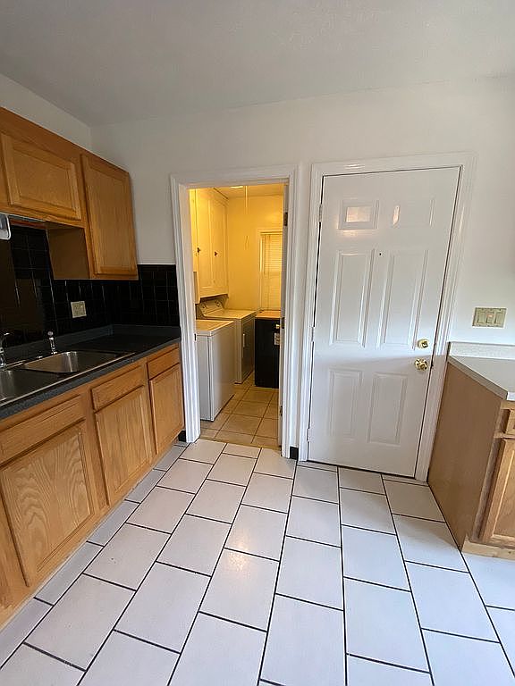 23 Pleasant St, East Longmeadow, MA 01028 Zillow