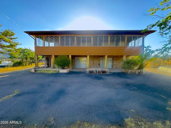 18127 S TAWNY Lane, Peeples Valley, AZ 86332