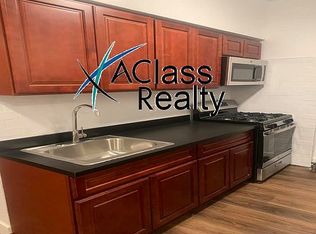 32-57 43rd St #3L, Astoria, NY 11103
