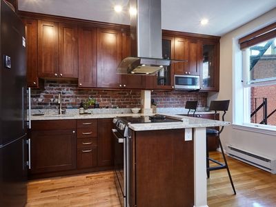 32 Fleet St APT 6, Boston, MA, 02113