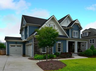 313 Springtree Cir, Fuquay Varina, NC 27526