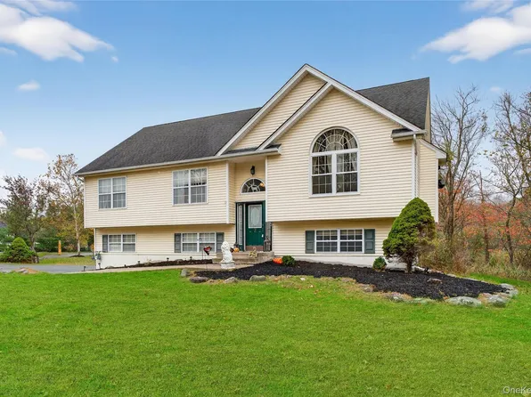 2 Berkeley Court, Highland Mills, NY 10930