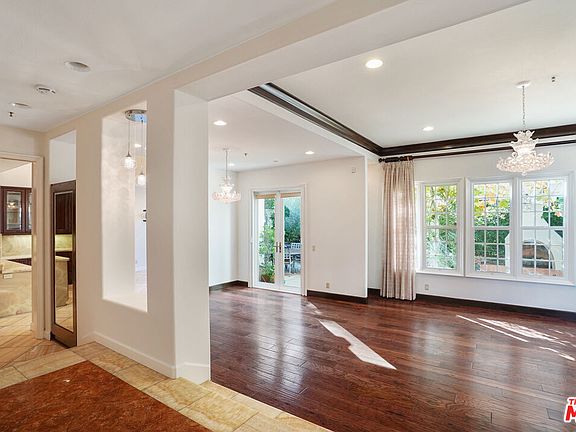 4th image of 11722 Folkstone Ln