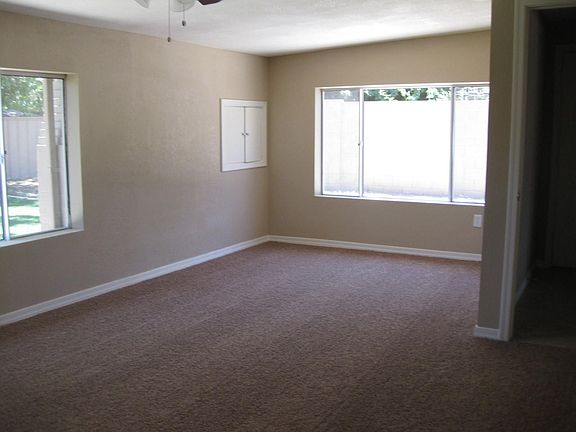Living Area 2
