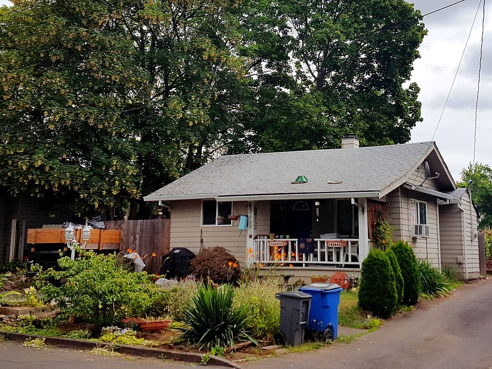 1st image of 2513 Daniels St