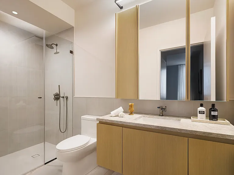 655 Union St #Penthouse 2B — Photo 4