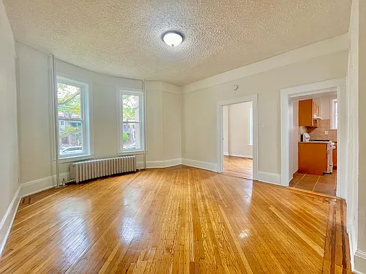 Rented by Compass | media 22