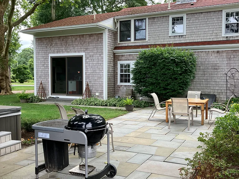 46 Pin Oak Way — Photo 2