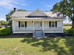 727 Share Cake Road, Clinton, NC 28328