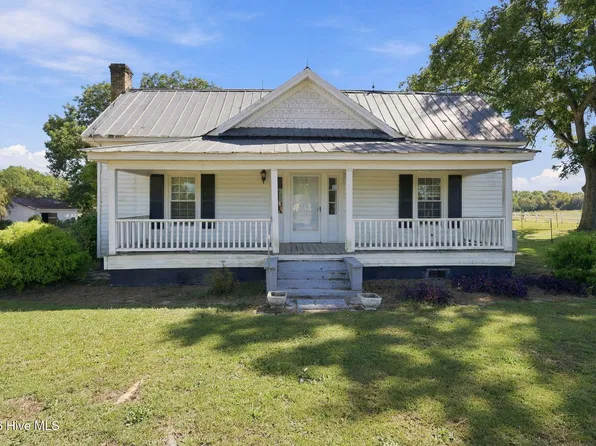 727 Share Cake Road, Clinton, NC 28328