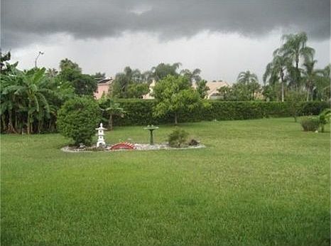 2nd image of 1400 NW 185th Ter