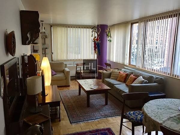 1st image of 350 W 50th St APT 4T