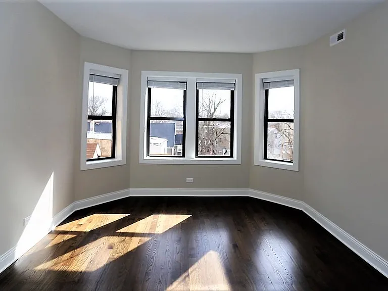 2228 N Sawyer Ave #2E — Photo 10