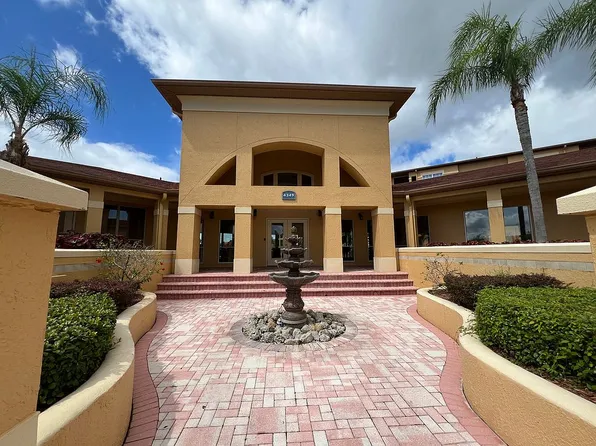 4307 Bayside Village Dr APT 201, Tampa, FL 33615