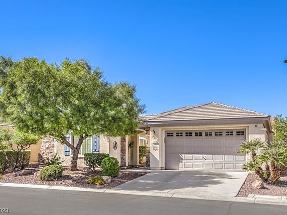 3rd image of 7244 Royal Melbourne Dr