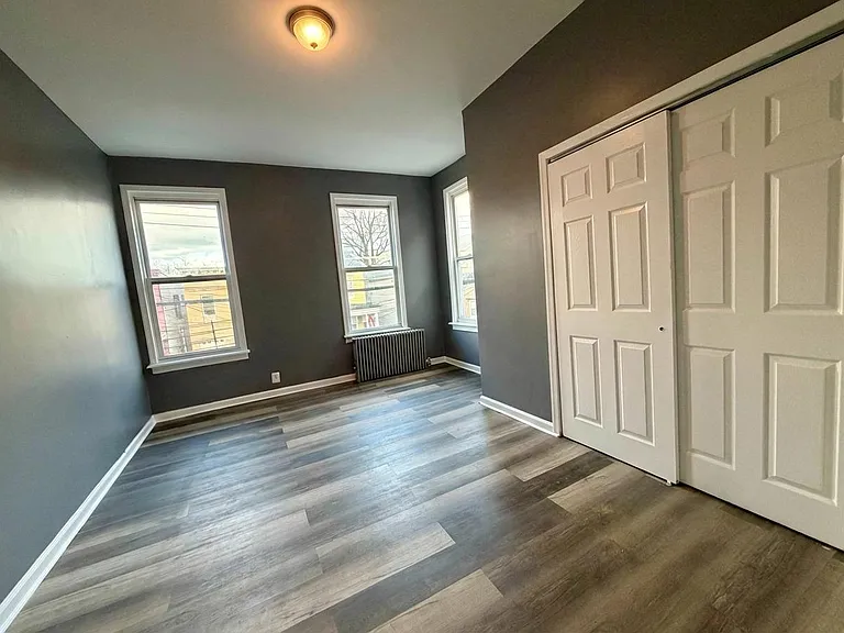 105 Wegman Pkwy #2 — Photo 13