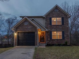 501 Brook Farm Ct, Lexington, KY 40517