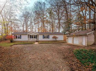 1824 Record Rd, Wadesville, IN 47638
