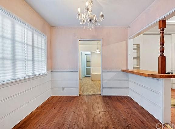 4th image of 13197 Fellows Ave