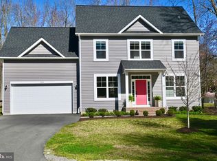 904 Dale St, Edgewater, MD 21037