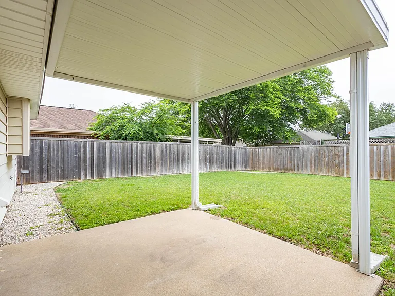 1526 Haven Pl — Photo 29
