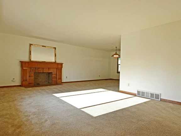 2nd image of 19810 53rd Ave W