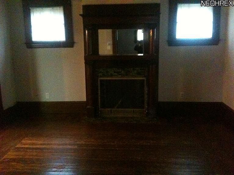 2nd image of 159 Elm St
