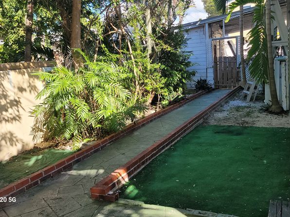 (undisclosed Address)