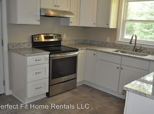 940 Lake Ct SE, Smyrna, GA 30082
