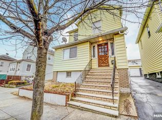 323 Devon St, Kearny, NJ 07032
