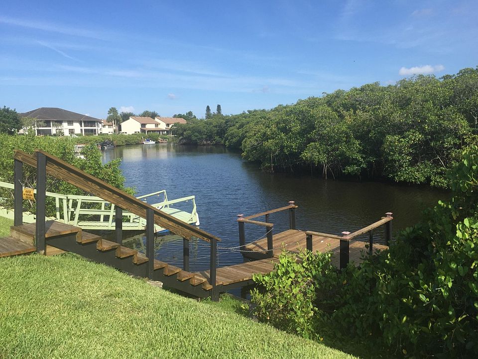 Docks on Poppleton Creek