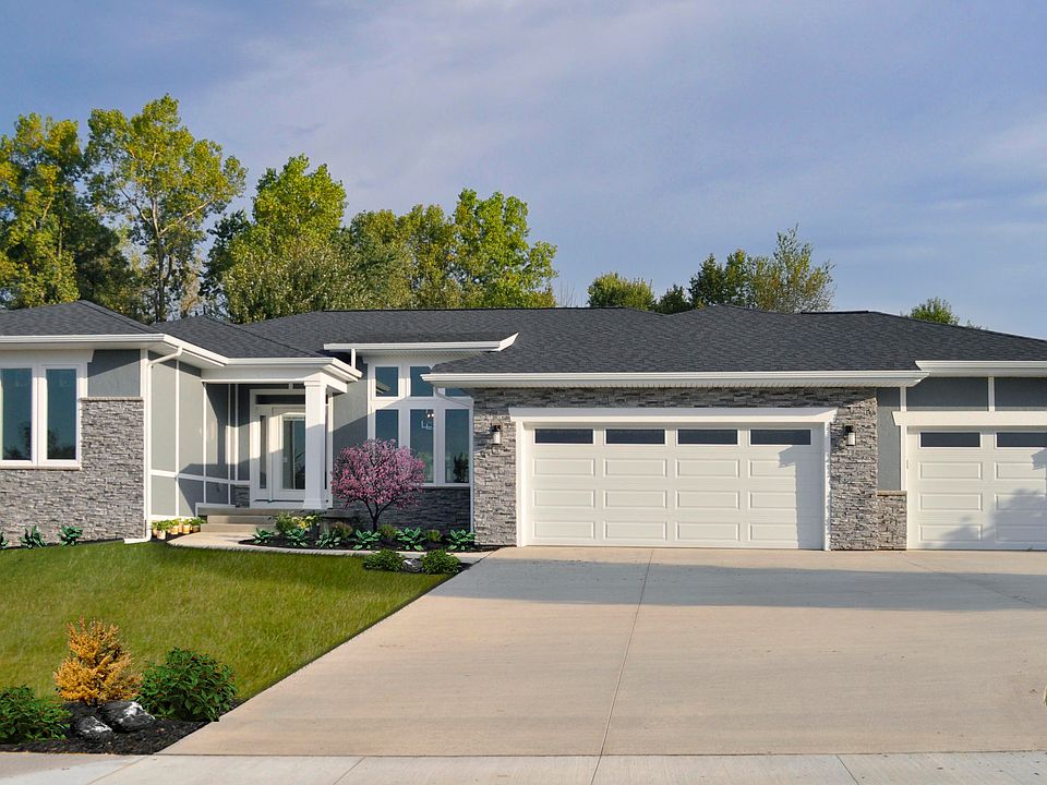 1st image of 2156 Fresno Ln