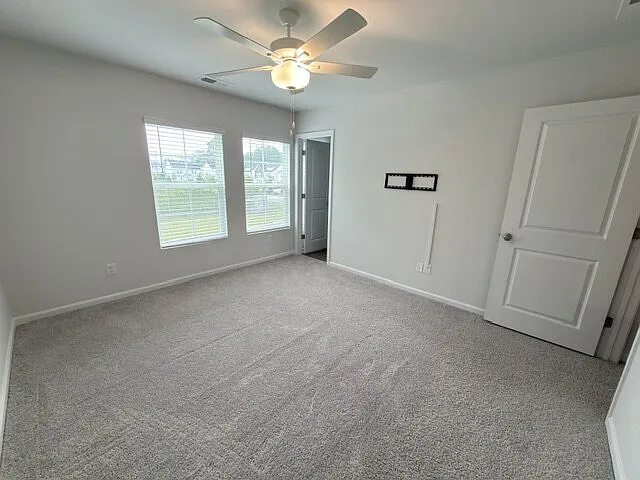 807 Coburg Ln — Photo 35