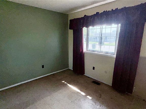 3rd image of 512 Harney St