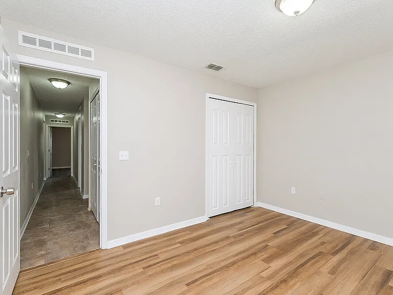 1159 Newcomb Ave — Photo 13
