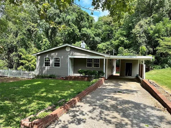 206 W School St, Fairview Heights, IL 62208