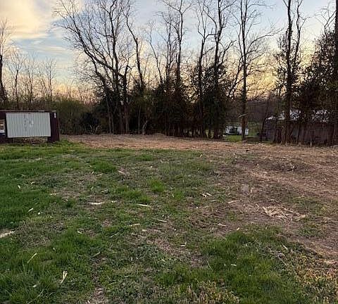 5th image of 1657 Alton Rd