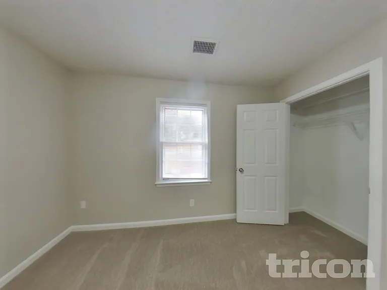 3746 Windy Hill Dr SE — Photo 10