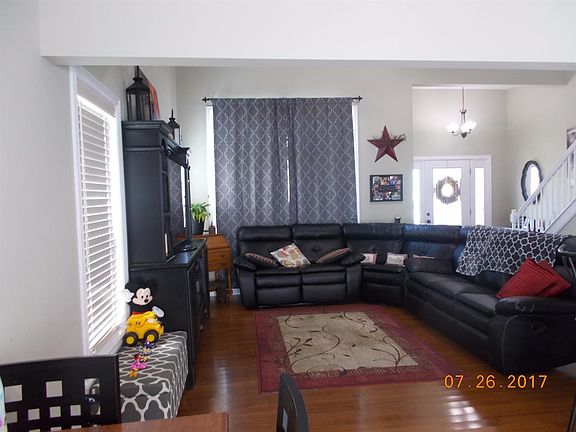 5th image of 1045 Ashlyn Dr