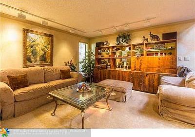 5th image of 4941 SW 94th Ave