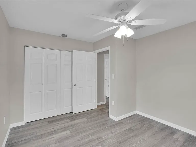 855 S Holmes Blvd — Photo 16
