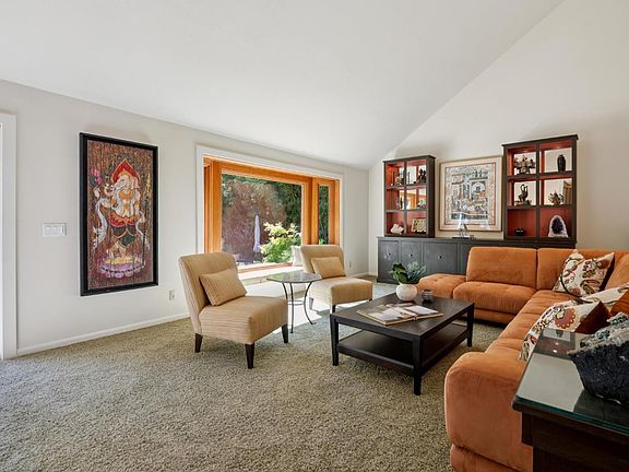 4th image of 24 Plata Court