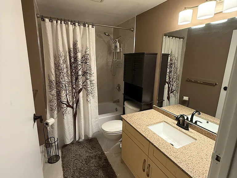 1 Jacksway Cres #213 — Photo 7