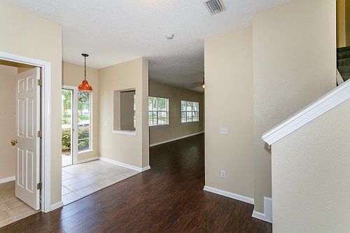 4th image of 1747 E Forest Lake Cir Unit 1
