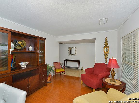 5th image of 3550 Oakheath