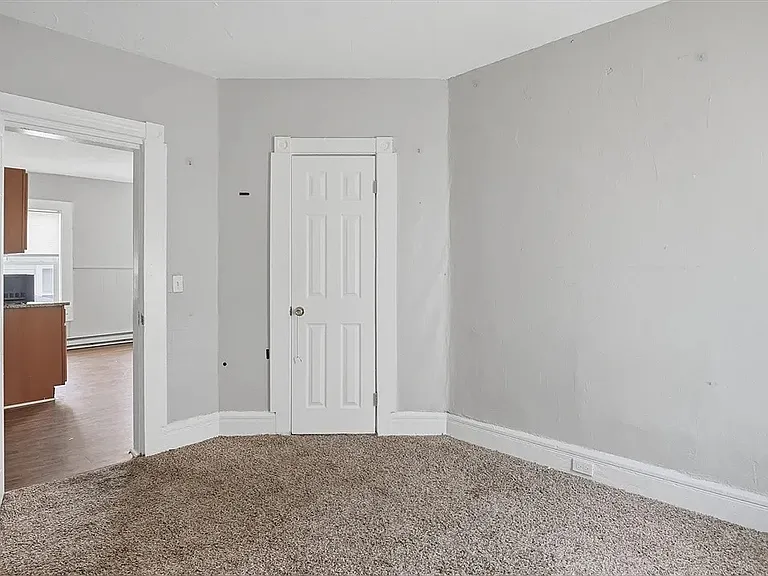 31 Aetna St #3 — Photo 20
