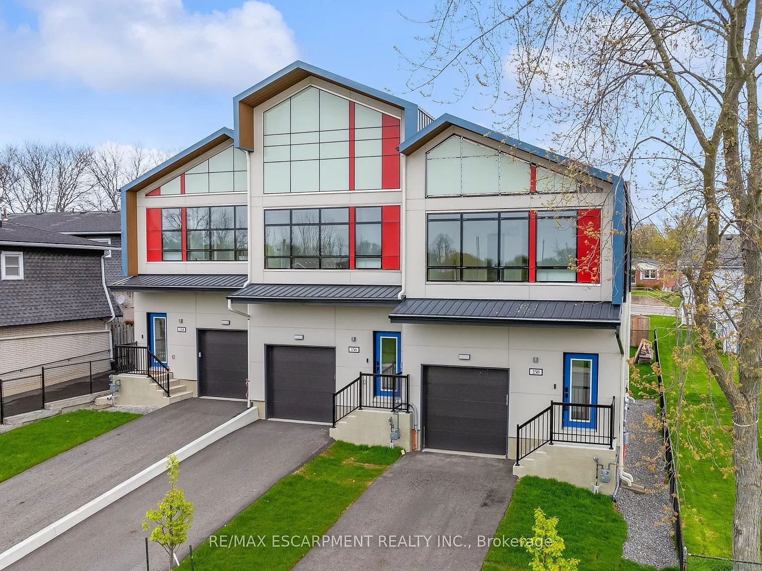 2 bed, $2,600 — Photo 2