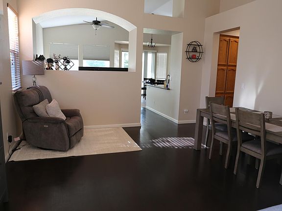 3rd image of 7926 Mansell Way