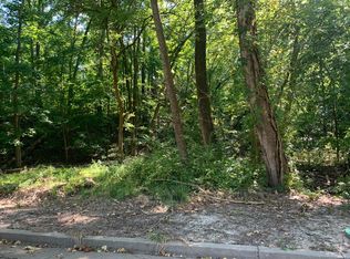 2106 Timber Rd, Jefferson City, MO 65101